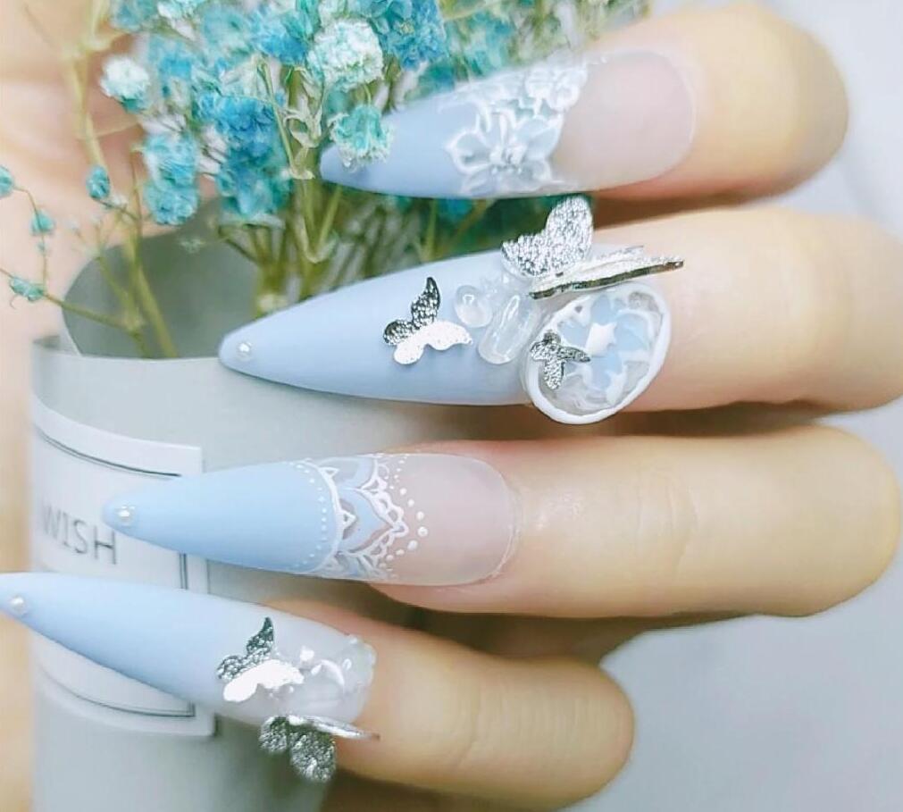 南寧美甲學校：蝶戀花美甲，讓你指尖生花