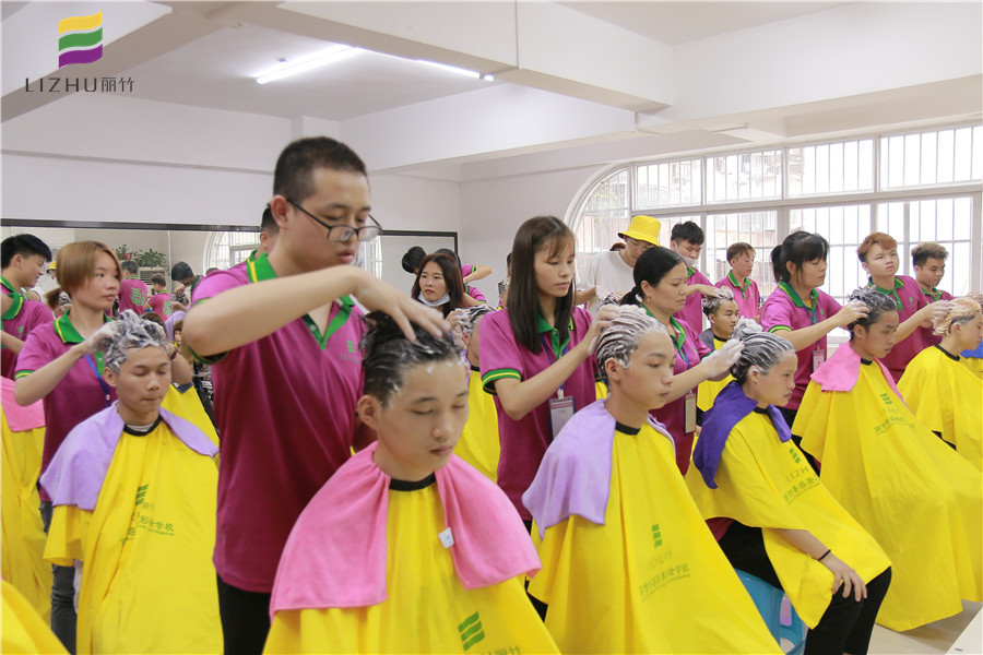 美發(fā)課堂：美發(fā)師考試模擬訓(xùn)練