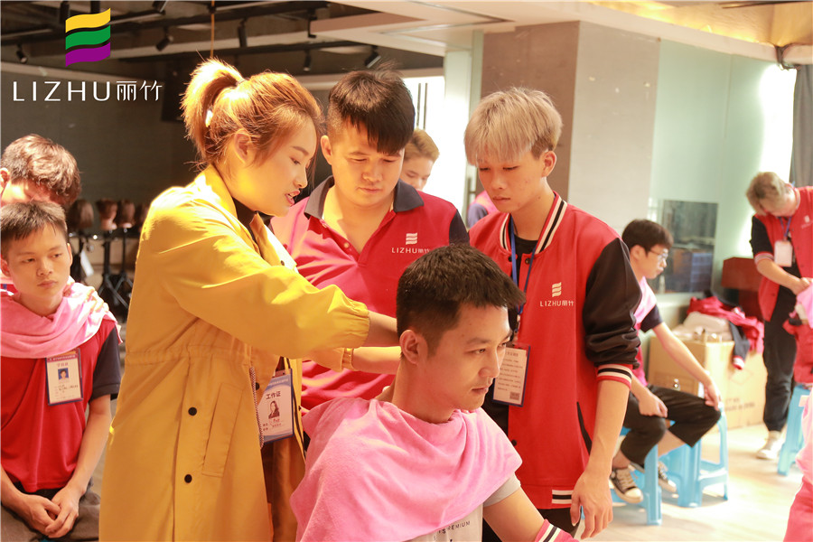 南寧美發(fā)培訓(xùn)：洗護(hù)常見(jiàn)按摩手法