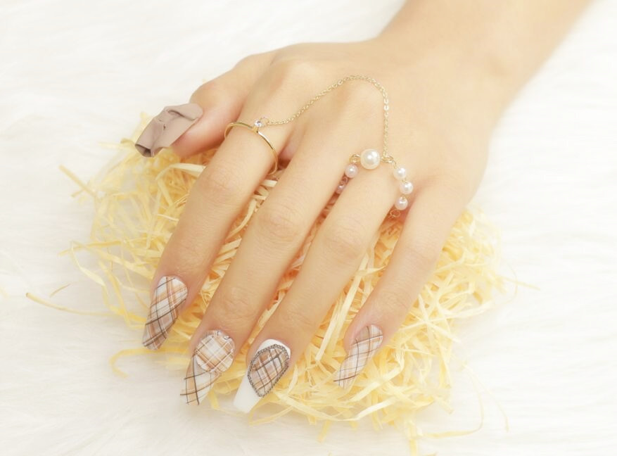 麗竹美甲作品：元?dú)鉂M(mǎn)滿(mǎn)美甲款式