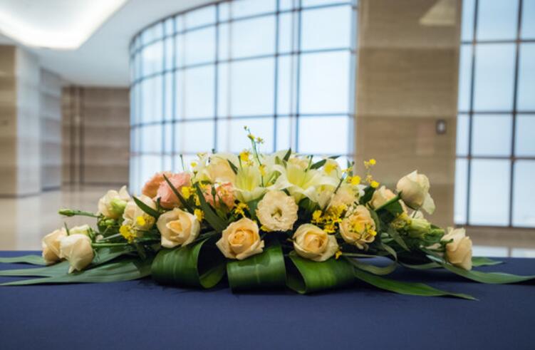 南寧花藝師培訓(xùn)班：桌花類型介紹