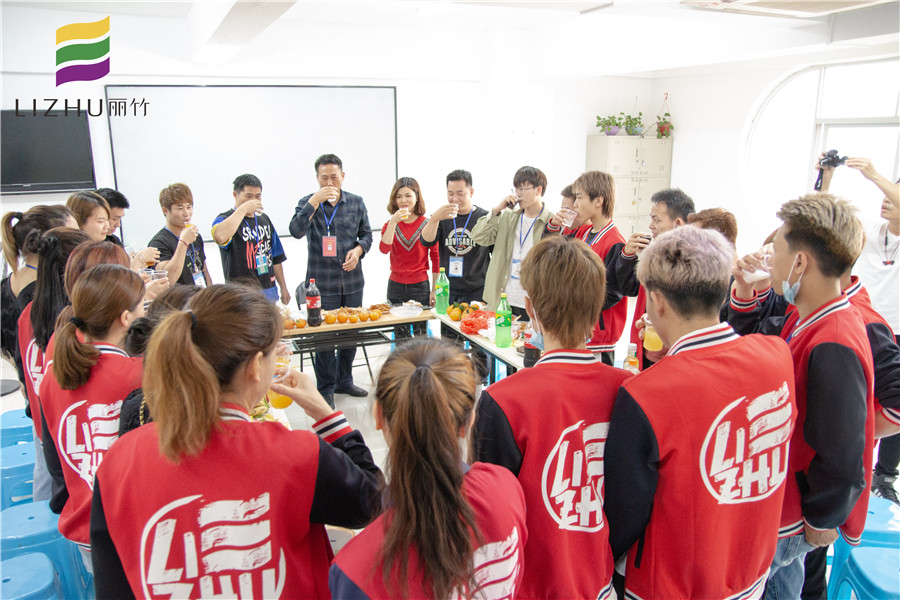 麗竹學(xué)校美發(fā)畢業(yè)座談會：不說再見