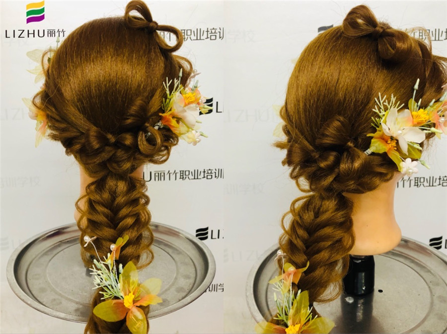 廣西學(xué)化妝哪家專(zhuān)業(yè)？看看學(xué)員們的作品細(xì)節(jié)就知道了