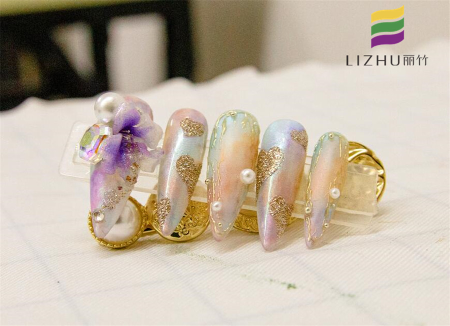 甲片可以重復(fù)使用嗎？廣西美甲排行榜專業(yè)教學(xué)