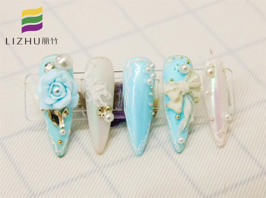 為什么要涂美甲封層？南寧技術(shù)好的美甲學(xué)校告訴你