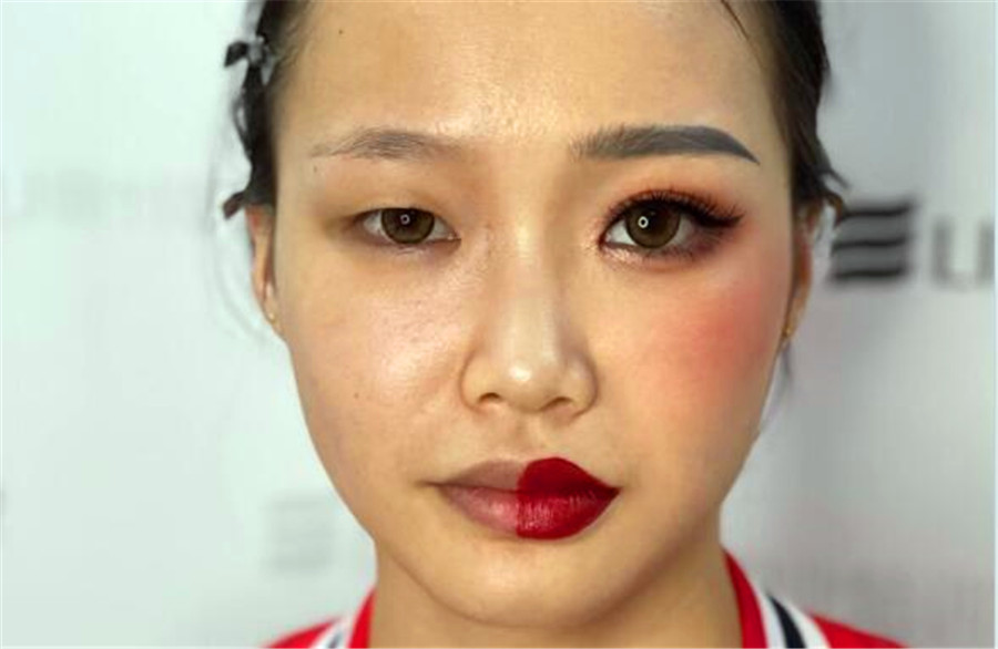 廣西專業(yè)化妝課堂：妝前 V S妝后