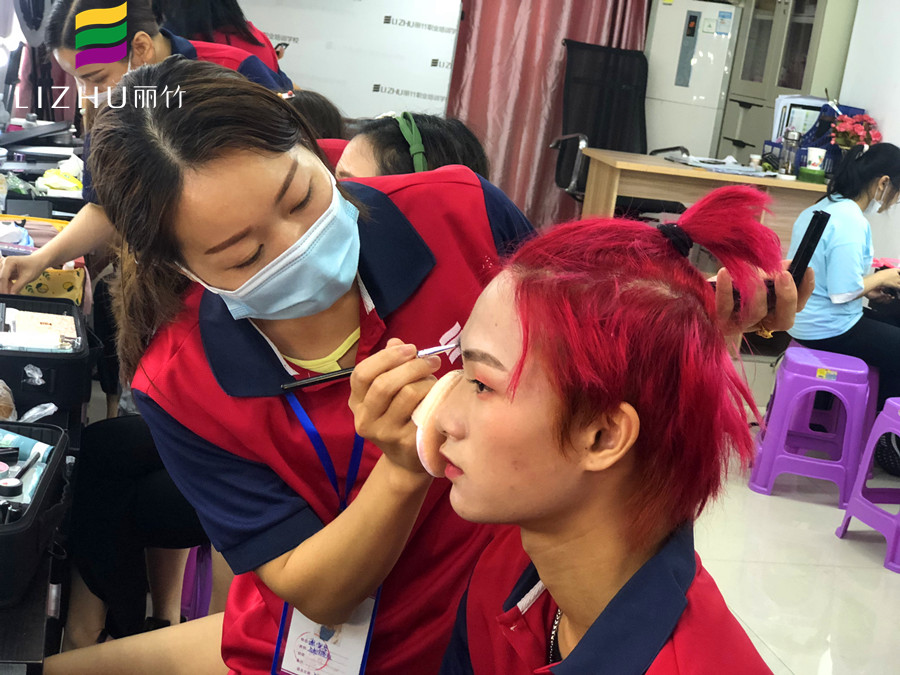 南寧十大化妝學校：不為人知的化妝小秘密