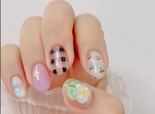 南寧美甲學校排行為你準備了亮眼又清新的美甲款式