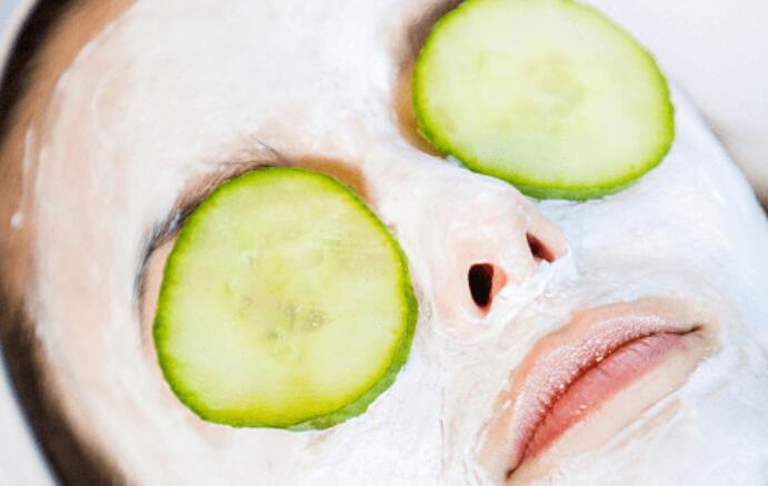 男士敷面膜的注意事項？廣西師資強的美容學(xué)校總結(jié)好了