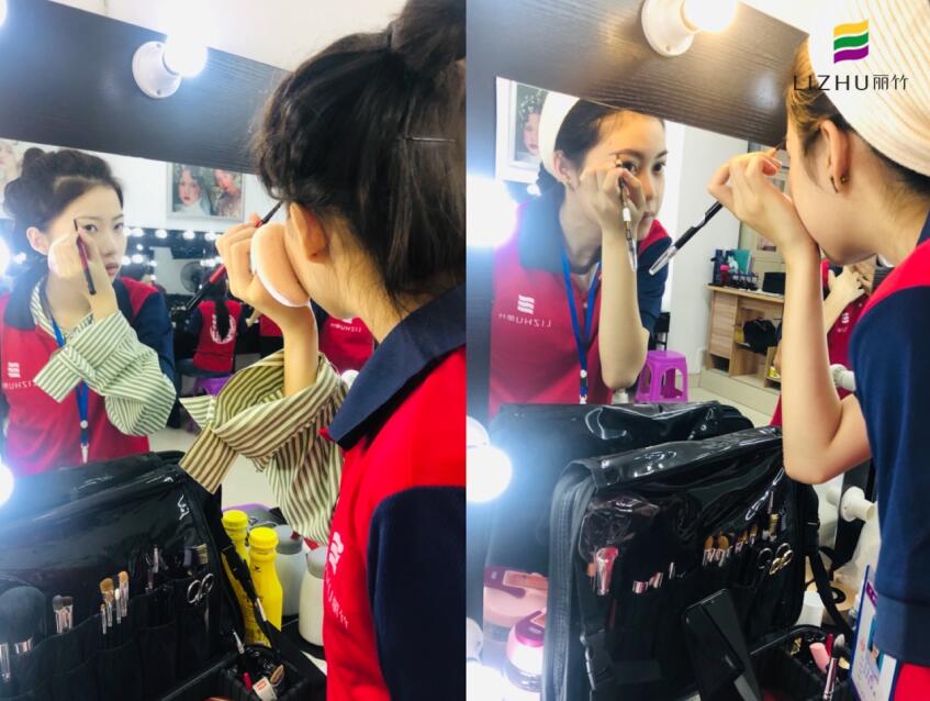 夏天脫妝怎么辦？南寧學(xué)化妝學(xué)校幫你解決