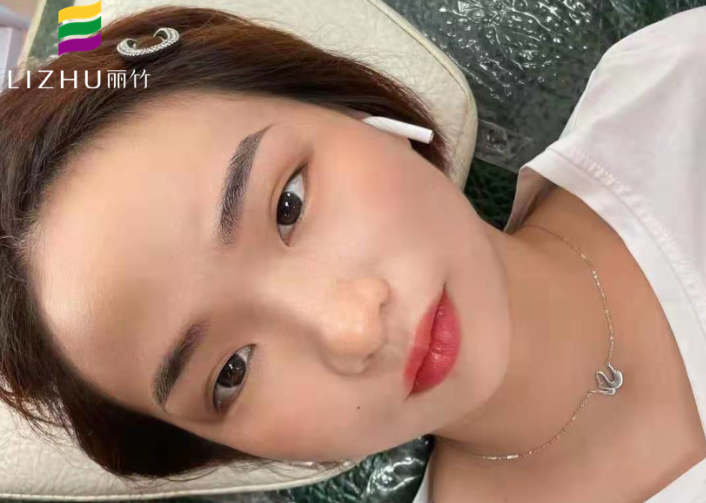 紋眉后眉毛會消失嗎？南寧正規(guī)紋繡培訓(xùn)來解答