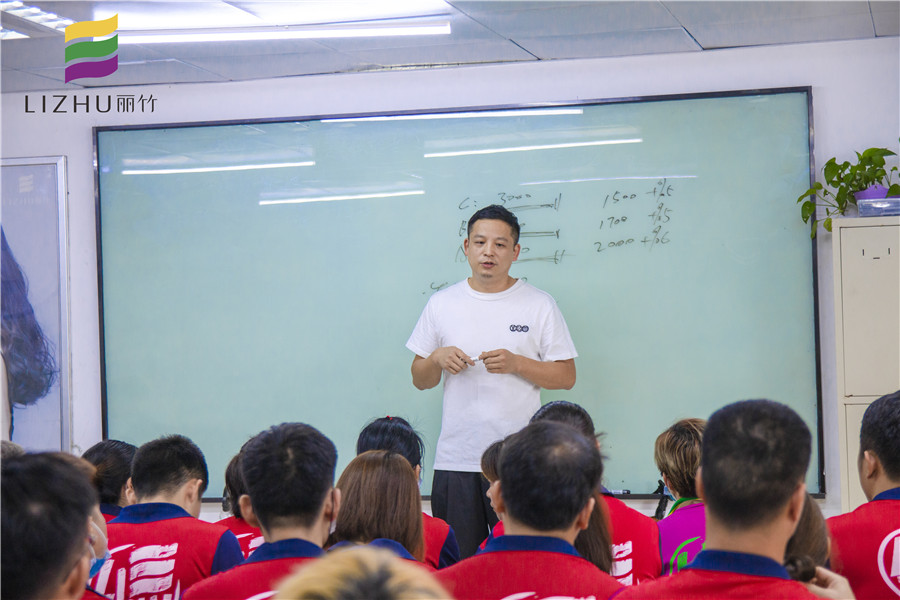 廣西美發(fā)學(xué)校就業(yè)宣講會：伯爵護(hù)膚連鎖機(jī)構(gòu)專場