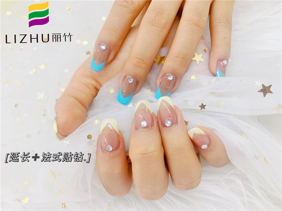 學延長甲教程，感受廣西學美甲哪家專業(yè)？