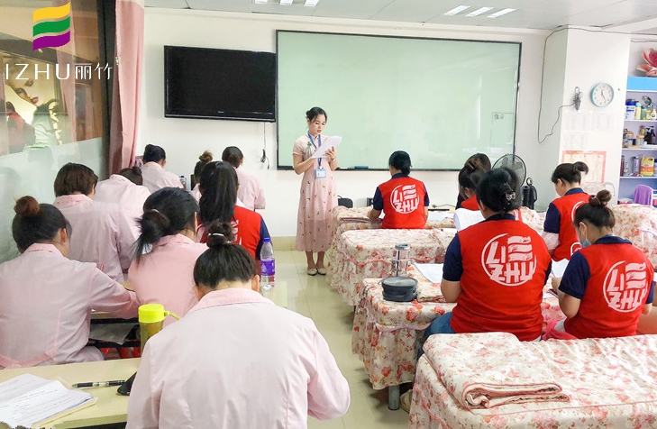 麗竹美容學(xué)校桂林大賽首輪賽前培訓(xùn)Day 3