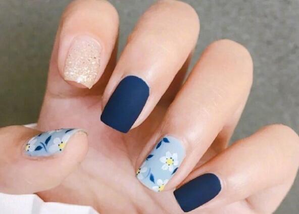 南寧專業(yè)美甲學(xué)校：藍色系美甲合輯