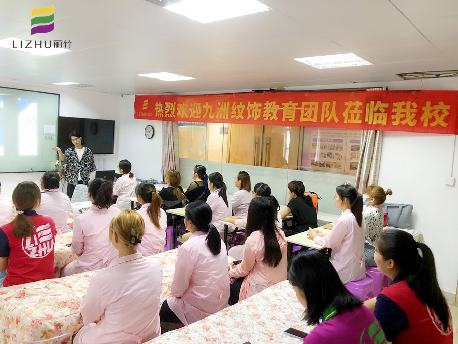 紋繡師的職業(yè)道德？南寧學(xué)紋繡的學(xué)校幫你總結(jié)