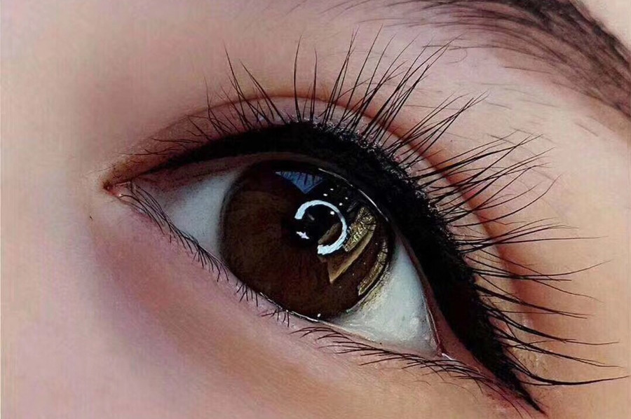 廣西專業(yè)紋繡培訓(xùn)：紋美瞳線后如何洗臉？