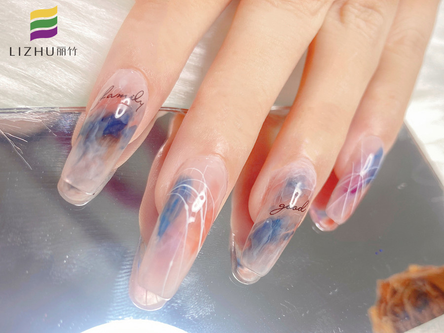 在家怎么做美甲？南寧學(xué)美甲的學(xué)校教你