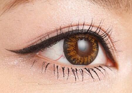 紋完美瞳線注意事項(xiàng)有哪些？廣西專(zhuān)業(yè)紋繡學(xué)校告訴你