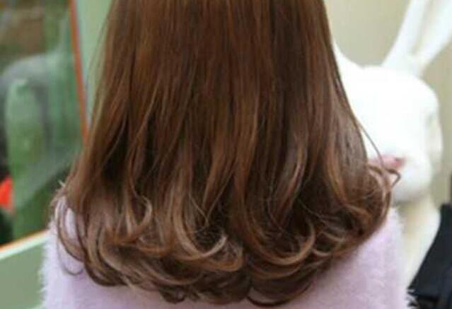 梨花頭怎么剪？廣西卷發(fā)培訓(xùn)分享