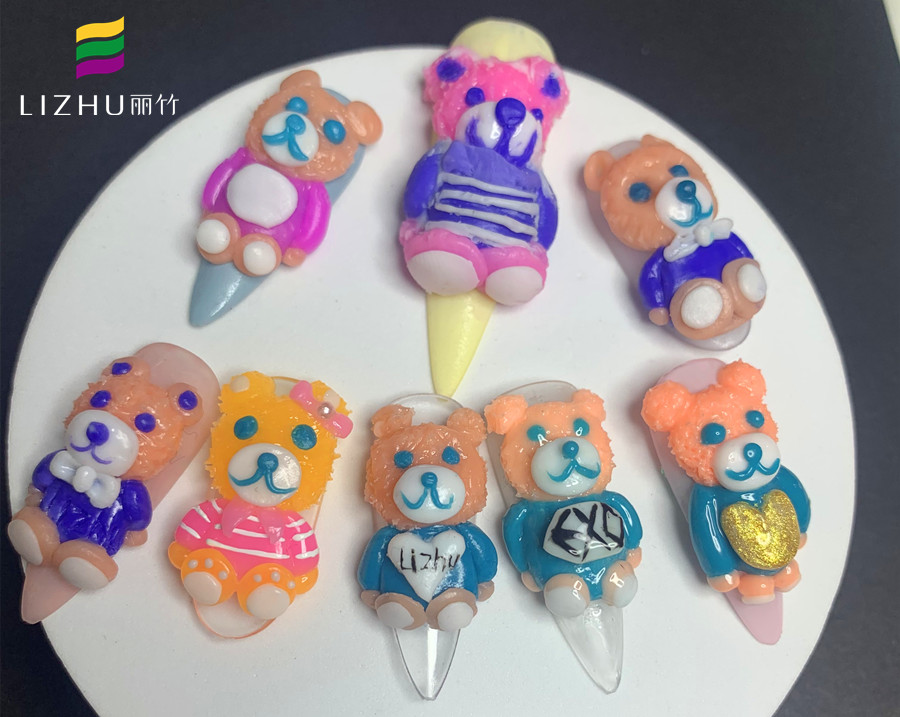 小熊雕花美甲，告訴你廣西哪里可以學雕花美甲