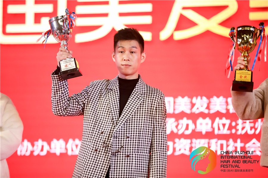 1640594792574781.jpg 玉可寧.jpg