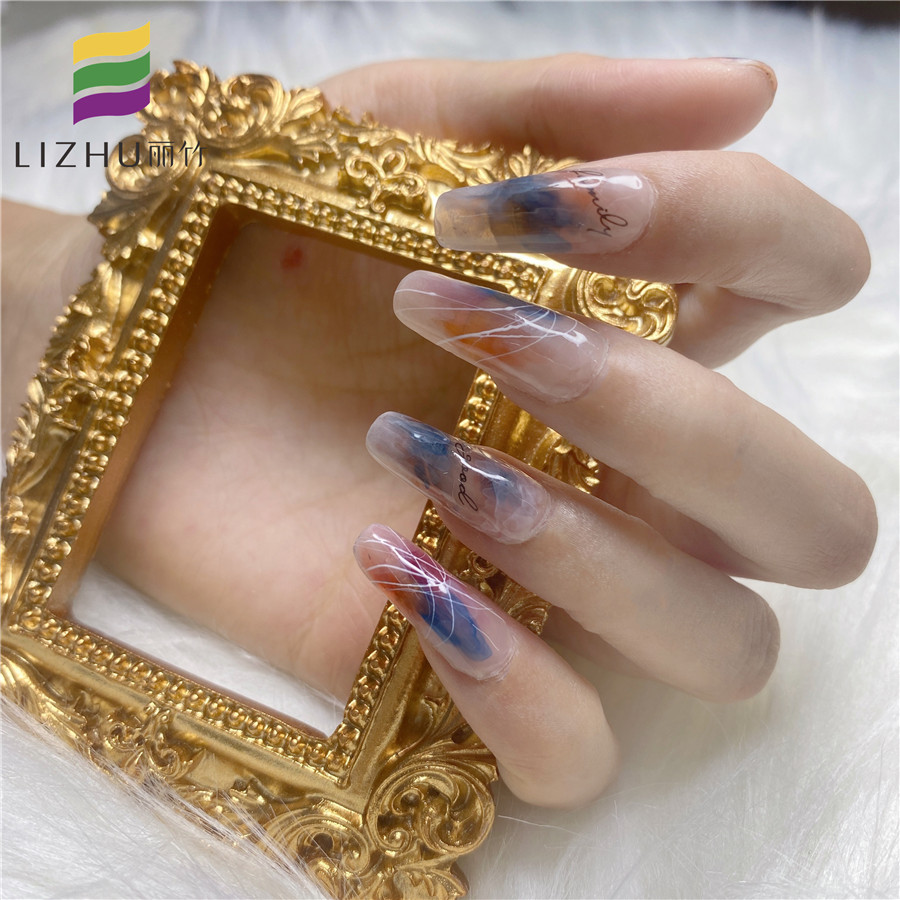 廣西哪里可以學(xué)日式美甲 ？日式美甲有什么特點(diǎn)