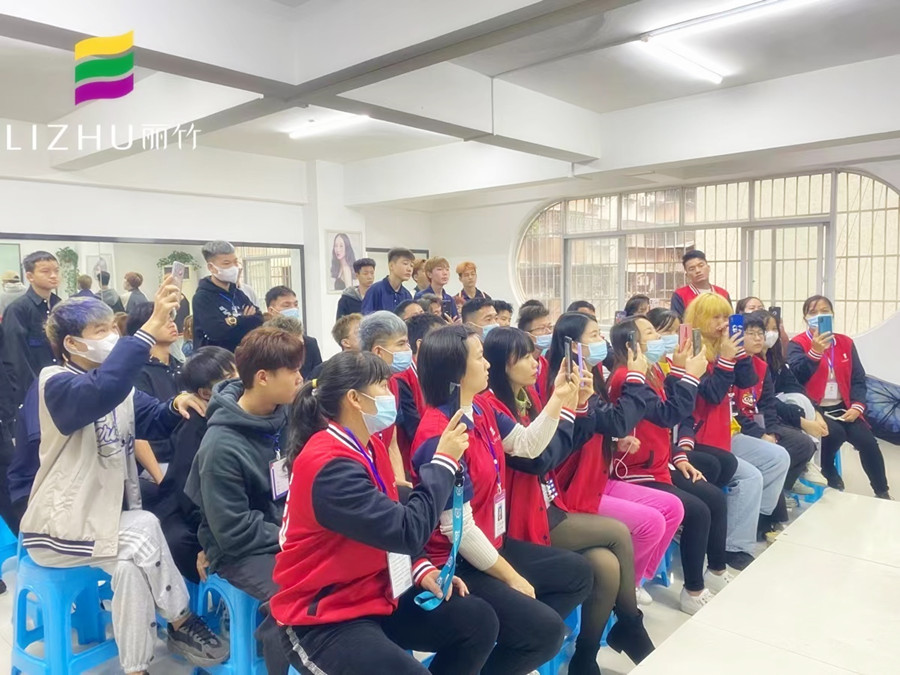 年后不知學什么技術？來廣西專業(yè)美發(fā)學校吧