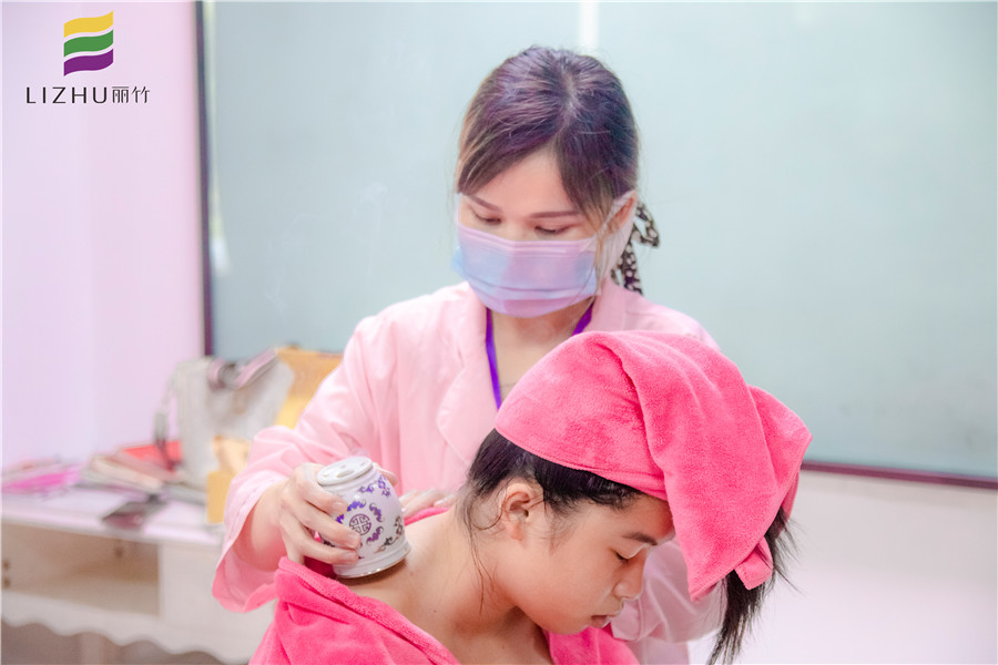 艾灸次數(shù)越多越好嗎？快聽南寧中醫(yī)美容培訓班老師怎么說