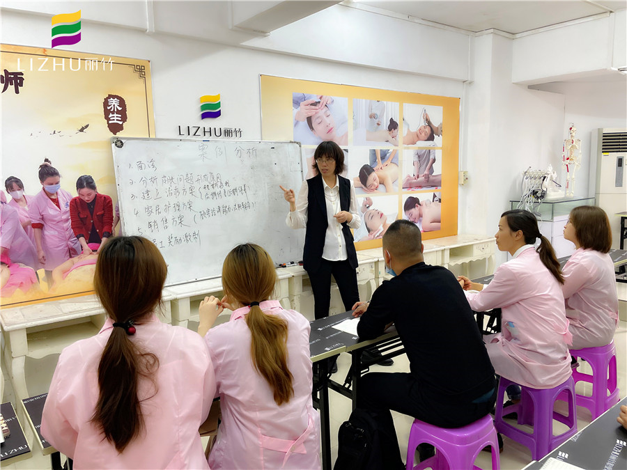 學(xué)習(xí)案例分析的重要性，南寧美容培訓(xùn)班告訴你