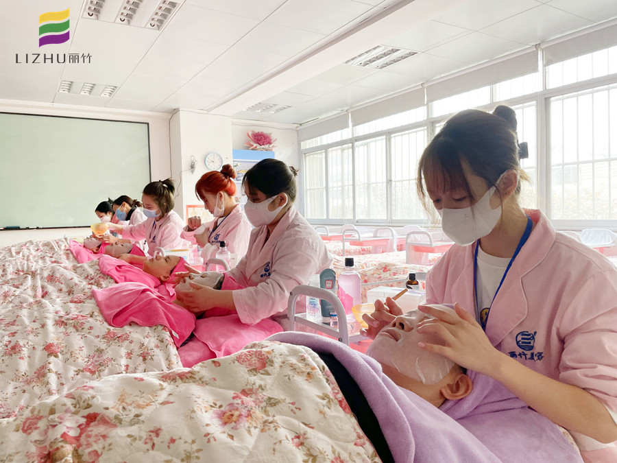 廣西美容面部護(hù)理：面部撥筋后要敷面膜嗎？