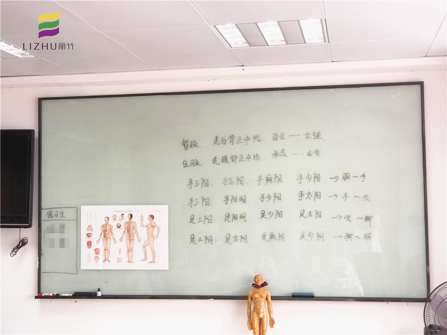 學(xué)美容理論知識(shí)重要嗎？南寧美容培訓(xùn)學(xué)校告訴你