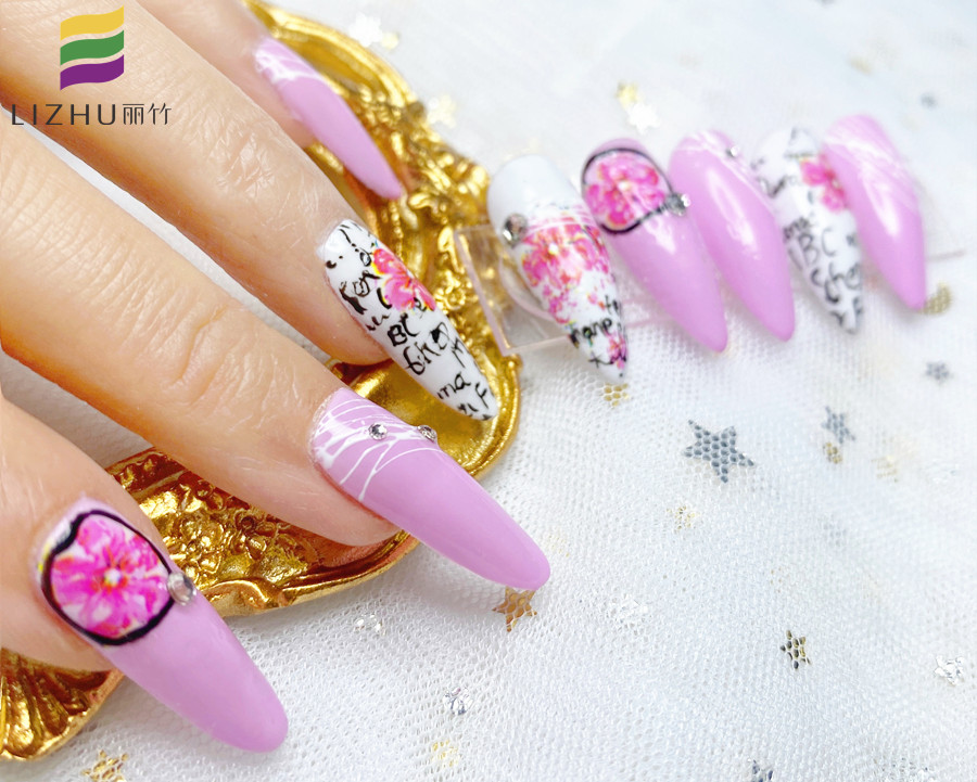 轉(zhuǎn)印紙美甲作品，南寧美甲培訓(xùn)短期班