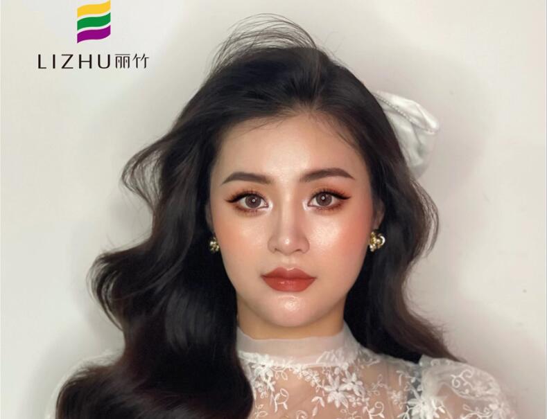 泰式新娘造型，展現(xiàn)另類風(fēng)情妝容