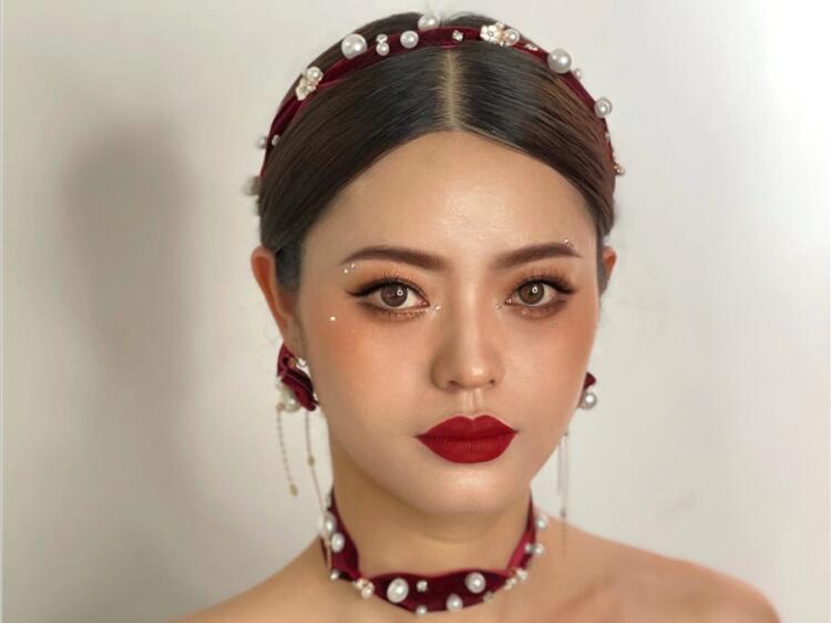 輕復(fù)古風(fēng)系列造型，南寧零基礎(chǔ)學(xué)化妝學(xué)員作品