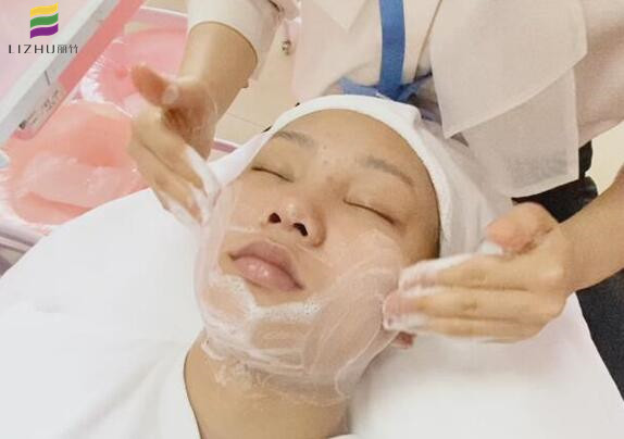 如何用洗面奶洗臉？廣西美容面部護理教學(xué)