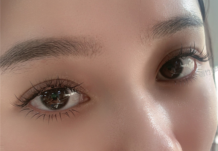 美睫真人實(shí)操，廣西美甲美睫學(xué)校教學(xué)實(shí)況