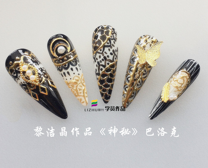 廣西美甲短期培訓(xùn)班學(xué)員課堂作品