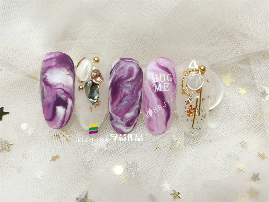 暈染美甲，麗竹專業(yè)美甲師學(xué)校學(xué)員作品