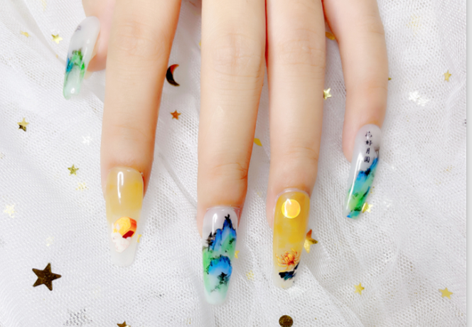 水墨山水美甲 ，廣西美甲學(xué)校彩繪美甲作品