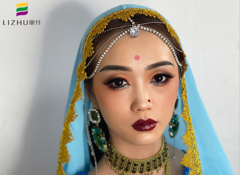 印度舞娘造型 ，性感撫媚又妖嬈