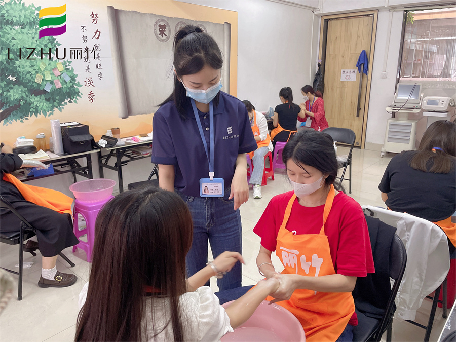 美甲手部護(hù)理的重要性，廣西美甲實(shí)操教學(xué)