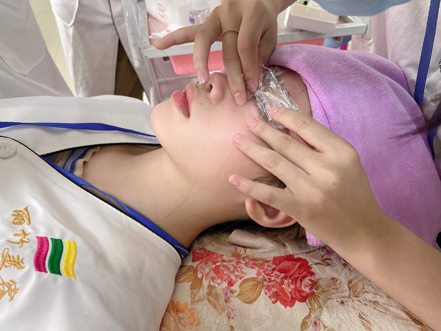 角蛋白翹睫術，廣西學美睫技術