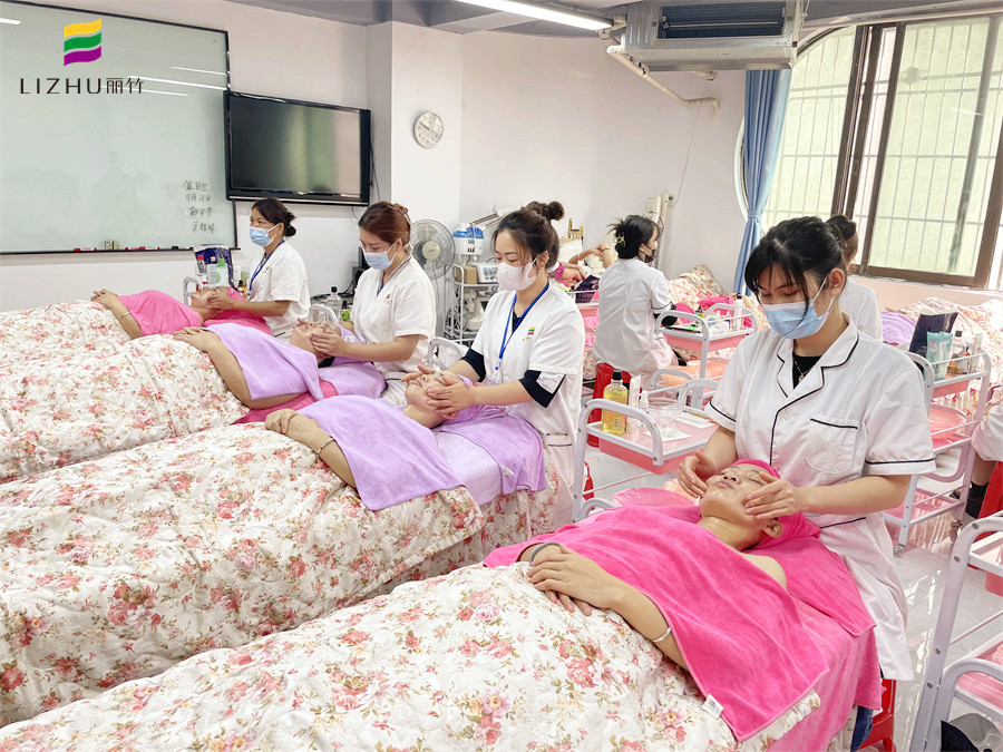 面部提升怎么做？廣西美容護(hù)膚學(xué)校告訴你