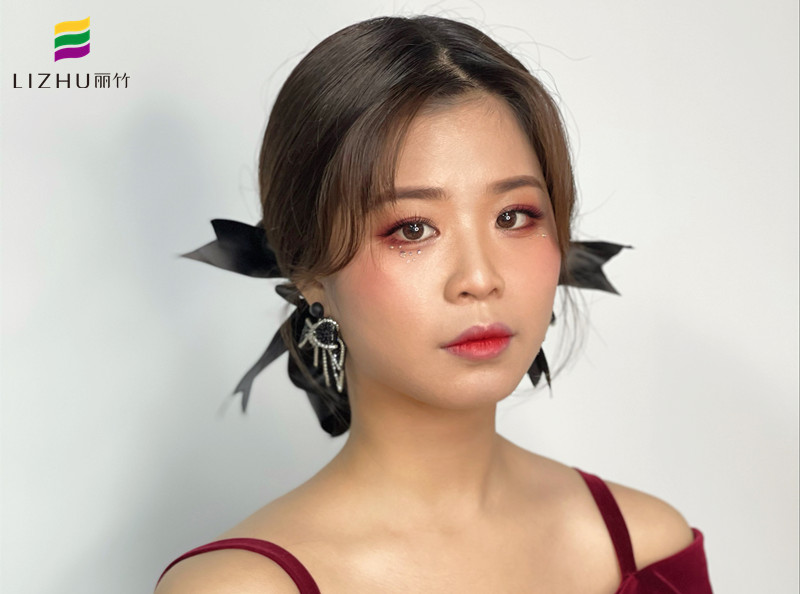 時尚簡約造型，廣西美妝師專業(yè)學(xué)校作品