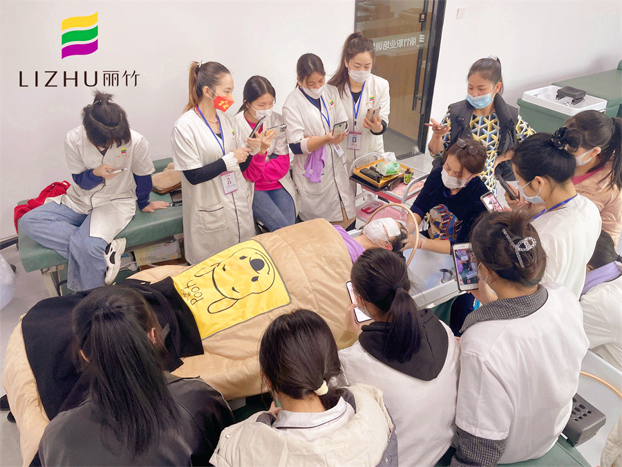 南寧養(yǎng)生頭療洗護課程 ，麗竹學校美容專業(yè)內(nèi)容