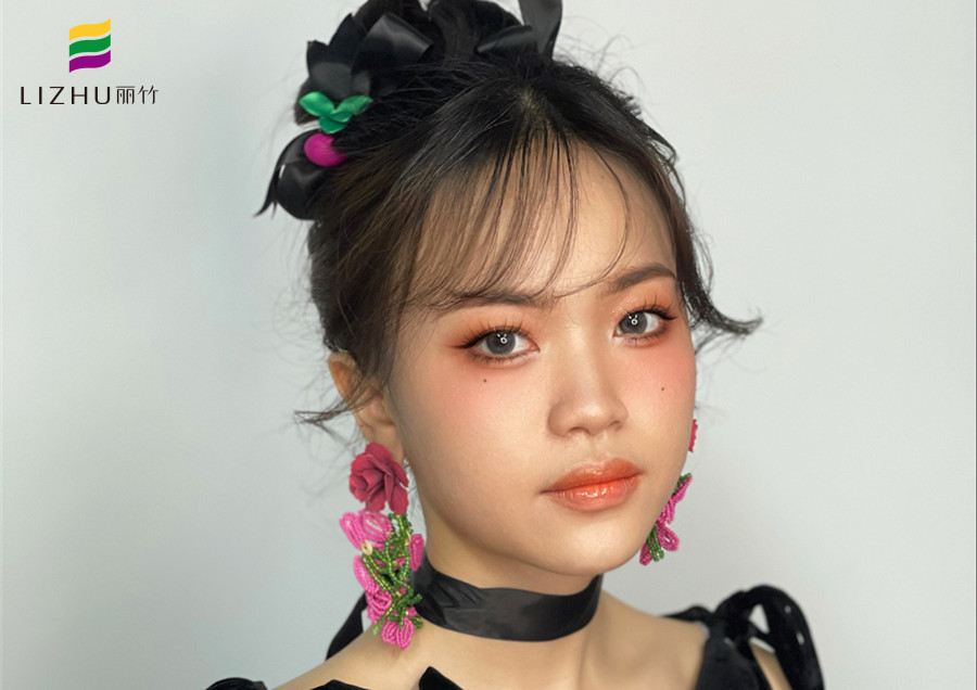 復(fù)古禮服造型，南寧化妝學(xué)校推薦