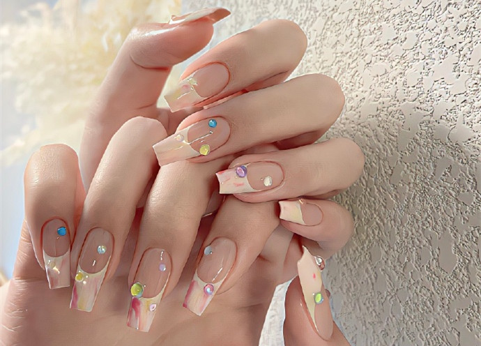 氛圍感美甲，南寧網(wǎng)紅美甲造型培訓(xùn)推薦