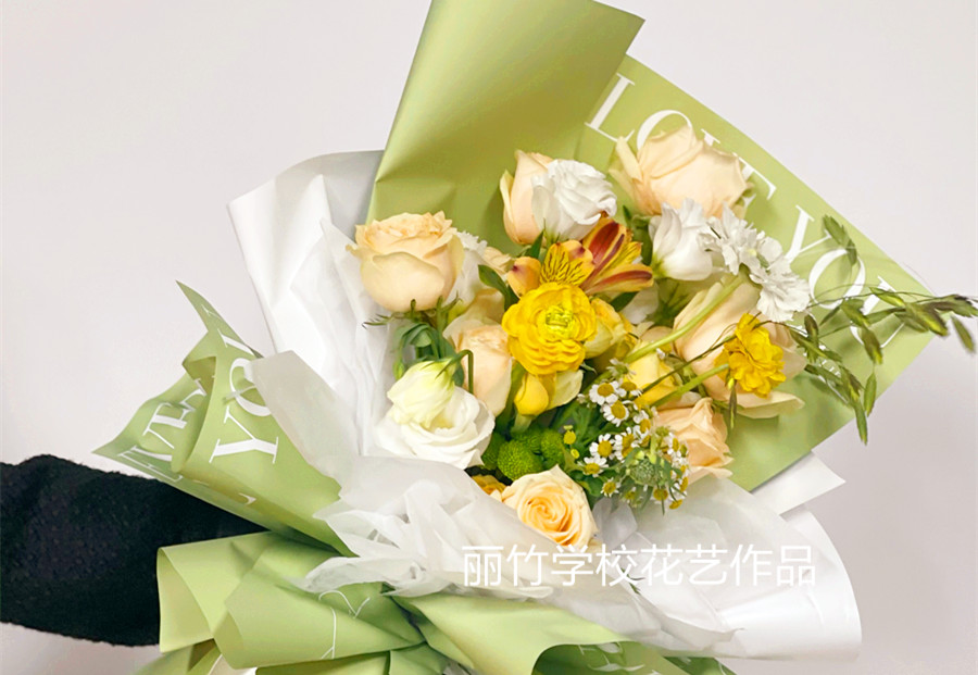 韓系花束的特點(diǎn)，廣西學(xué)插花藝術(shù)