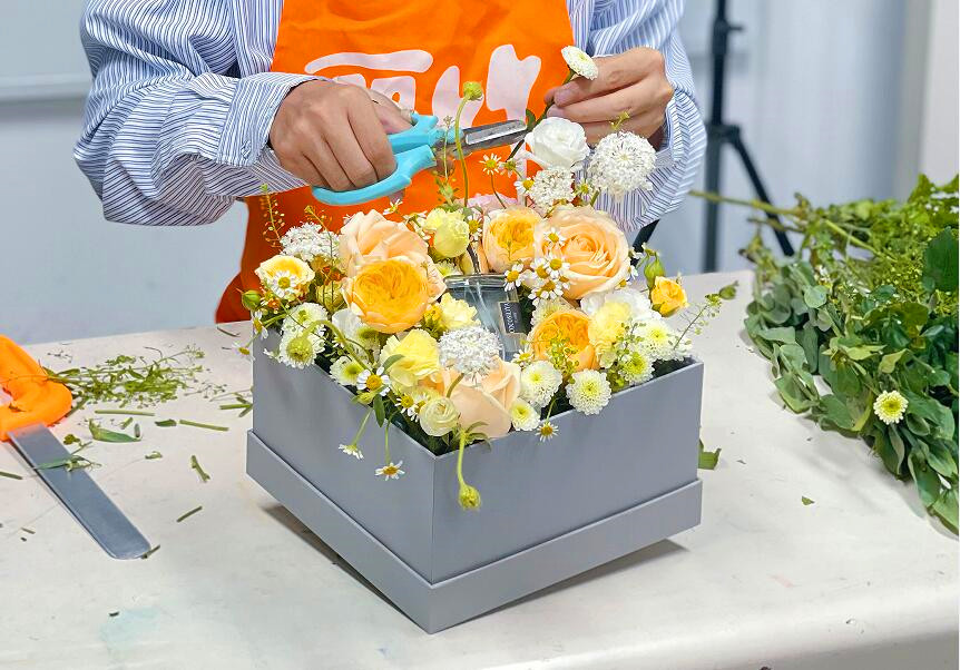 麗竹學(xué)?；閼c花藝設(shè)計班作品欣賞